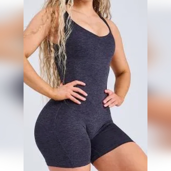 💕NWOT Buffbunny Bodysuit Charcoal - Picture 3 of 7